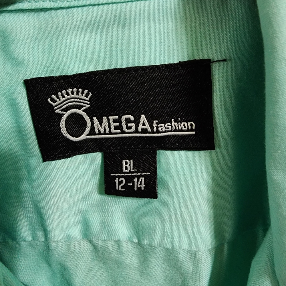 Youth Guayabera - Picture 3 of 3